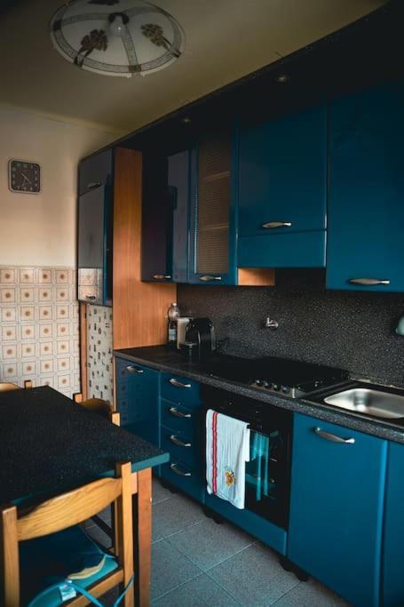 Titina'S Atelier In Turin Apartment Exterior foto